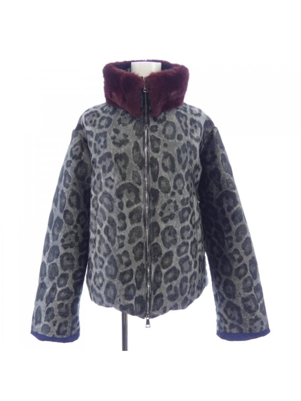 Moncler Giuturna Down Jacket